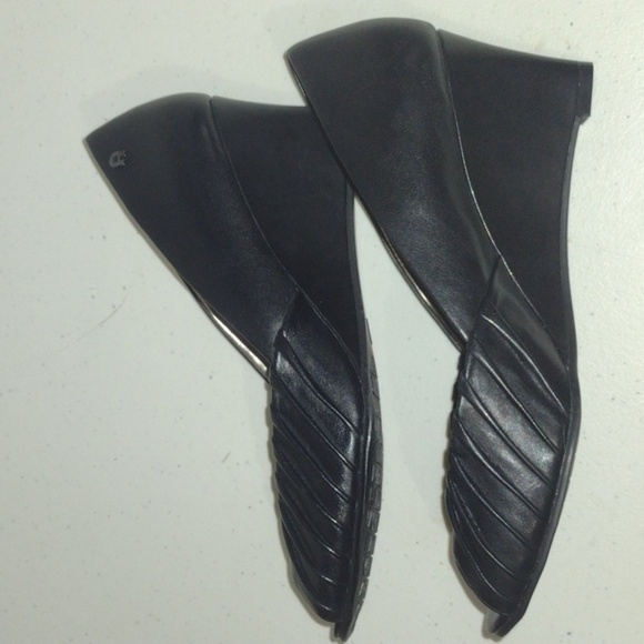 Etienne Aigner Black Peep Toe Wedge Leather Heels Shoes size 7m - Picture 3 of 10